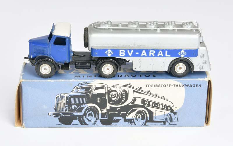 Marklin, Tankwagen ARAL (Thermoplast) (1 of 1)