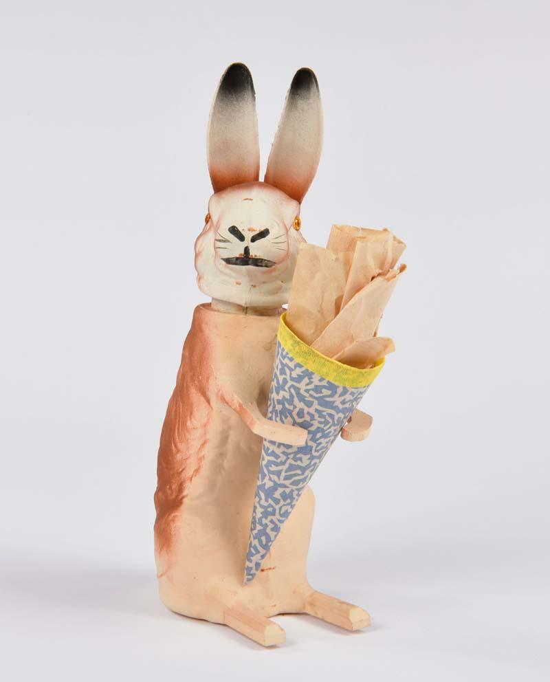 Erzgebirge, Osterhase mit Schultute (1 of 1)