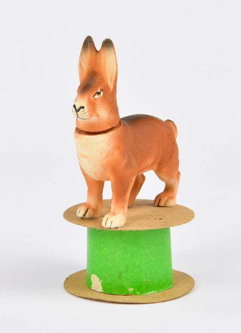 Erzgebirge, Hase auf Candy Container (1 of 1)