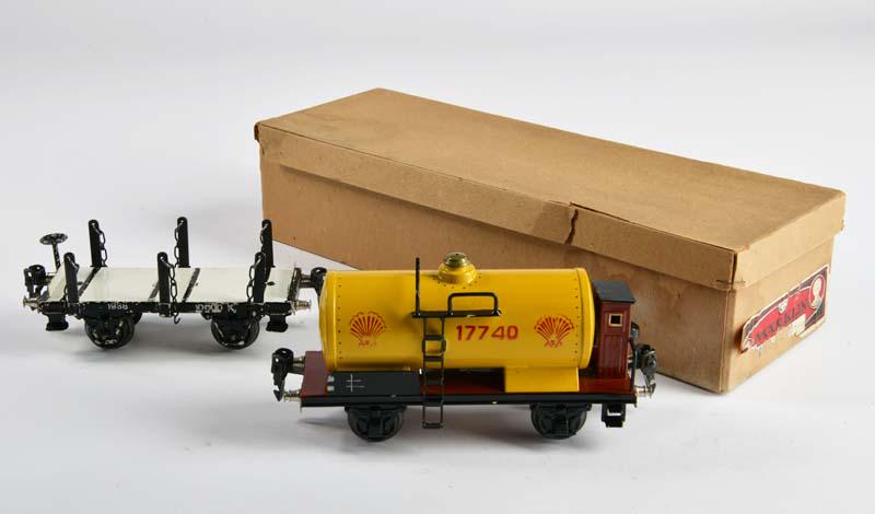Marklin, Shell Kesselwagen + Rungenwagen (1 of 2)