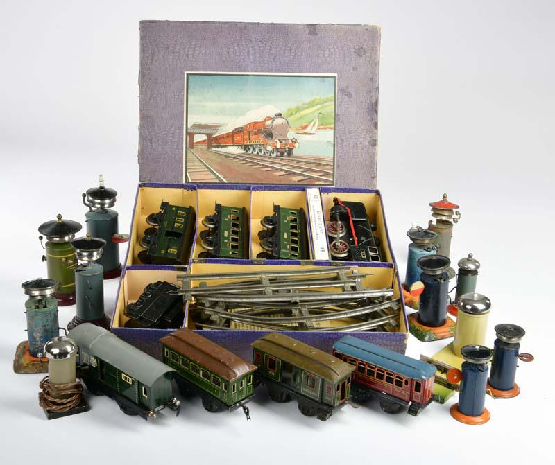 Bing u.a., Eisenbahnpackung, Wagen + verschiedene (1 of 1)