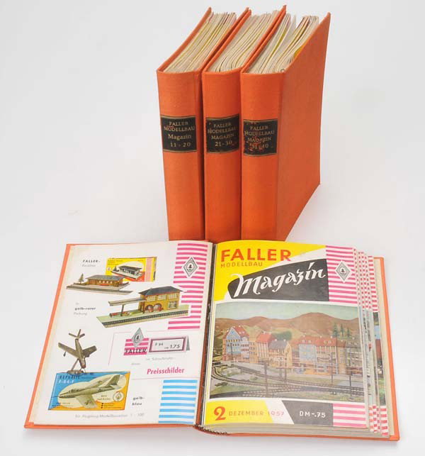 Faller: Faller, Model Building Magazine No 1-40, October 1957-April 1964, condition 1 Beschreibung:Faller, Modellbau Magazin Nr 1-40, 14x21 cm, Oktober 1957-April 1964, Z 1, (2300)