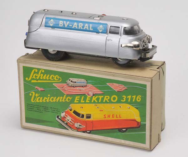 Schuco: Schuco, Varianto Elektro 3116, W-Germany, tin, battery drive ok, original box condition 1, condition 1 Beschreibung:Schuco, Varianto Elektro 3116, 11 cm, W-Germany, Blech, Elektroantrieb ok, Okt Z 1,