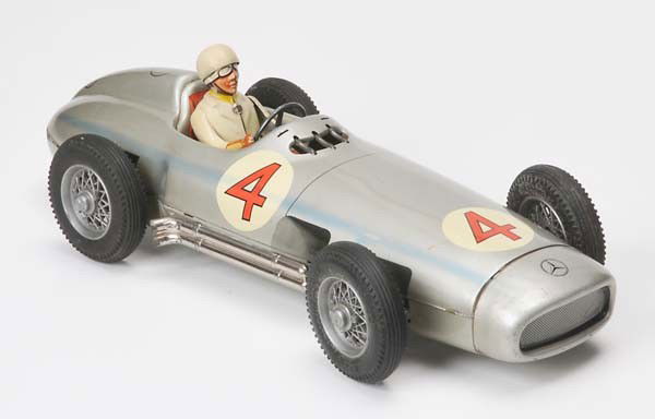 Tipp&Co: Tipp&Co, Racing Car Mercedes, W-Germany, tin, friction ok, minimal paint damage, driver figure repainted, windscreen missing, otherwise condition 2 Beschreibung:Tipp&Co, Rennwagen Mercedes, 37 cm, W-G