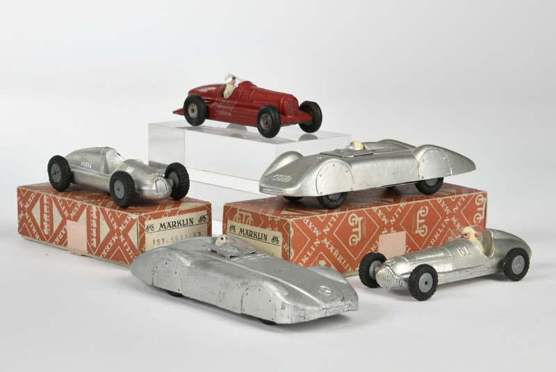 Marklin, 5 Rennwagen mit Fahrer (1 of 1)