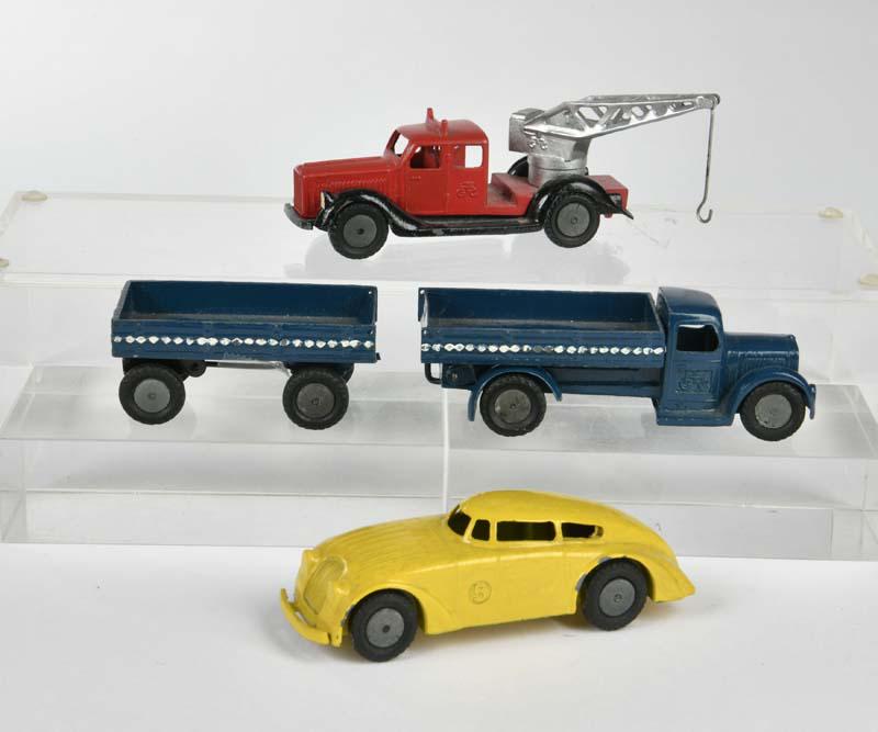 Marklin, Abschleppwagen + LKW mit Anhanger + Stromlinienauto (1 of 1)