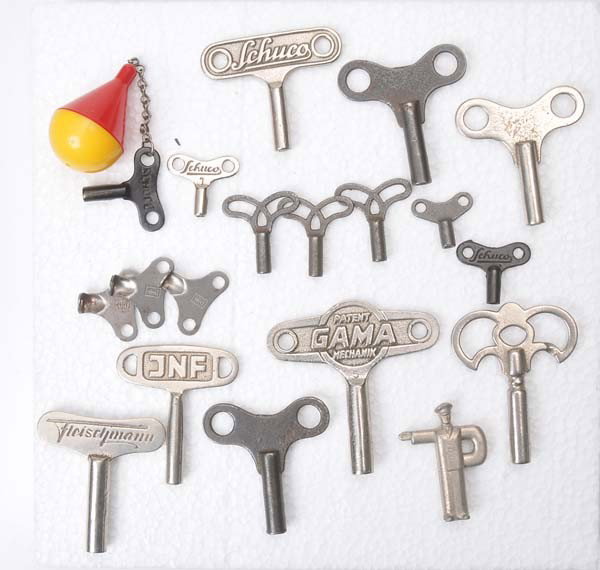 JNF, Gama: JNF, Gama, a.o., 19 Keys, W.-Germany, condition 1 Beschreibung: JNF, Gama, u.a., 19 Schlüssel, W.-Germany, Z 1, (3343)