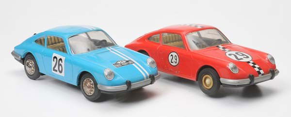 Joustra: Joustra, 2 Porsche Rallye, France, tin, 1x friction ok, 1x battery drive defective, 1x minimal paint damage, 1x paint damage, 1x front shield cracked, 1x condition 2-, 1x condition 2+ Beschreibung: Jo