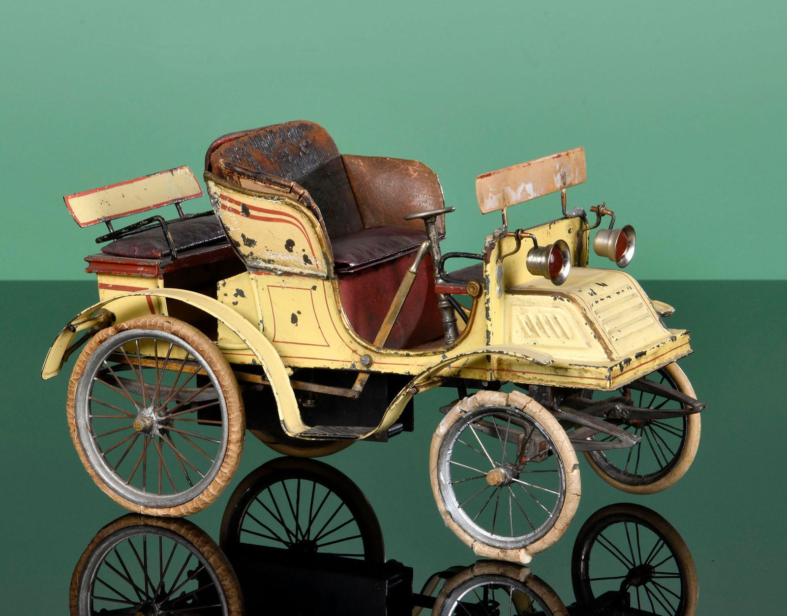 Bing, Grosse Vis a Vis Motorkutsche (1 of 6)