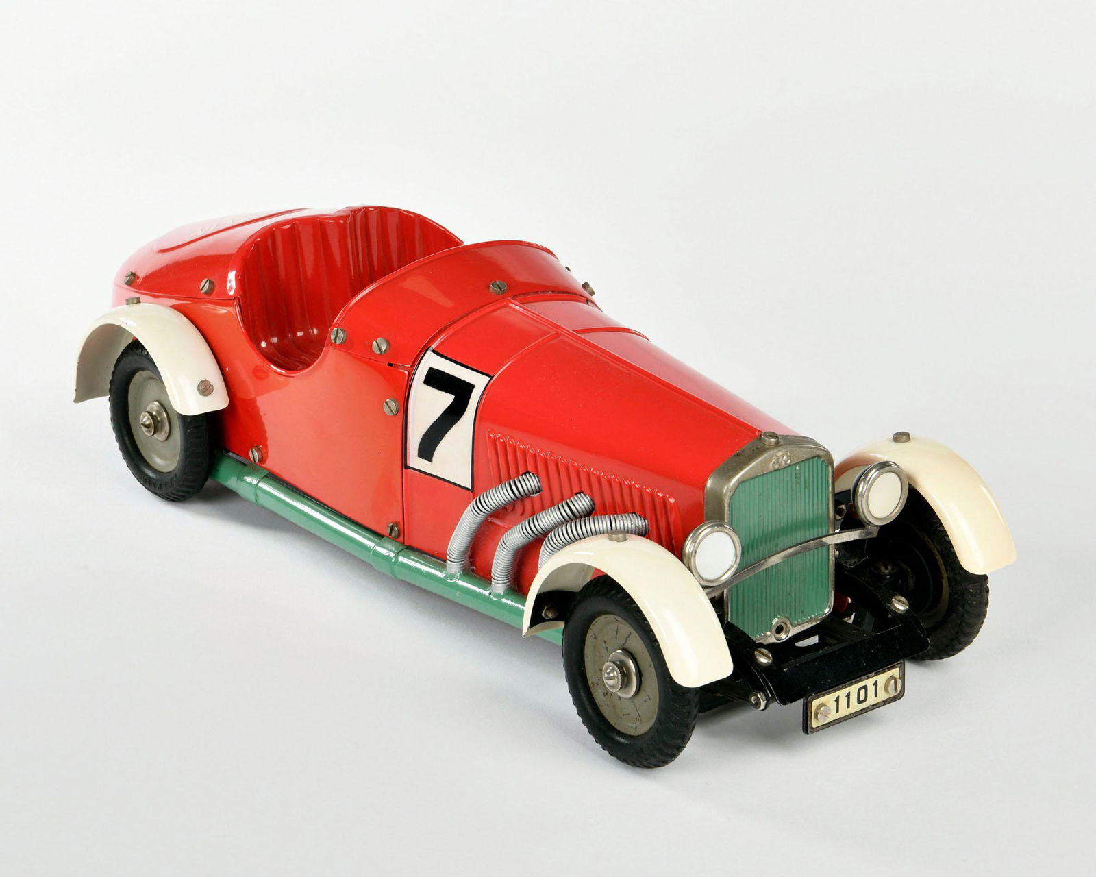 Marklin, Baukasten Rennwagen 1107 R (1 of 3)