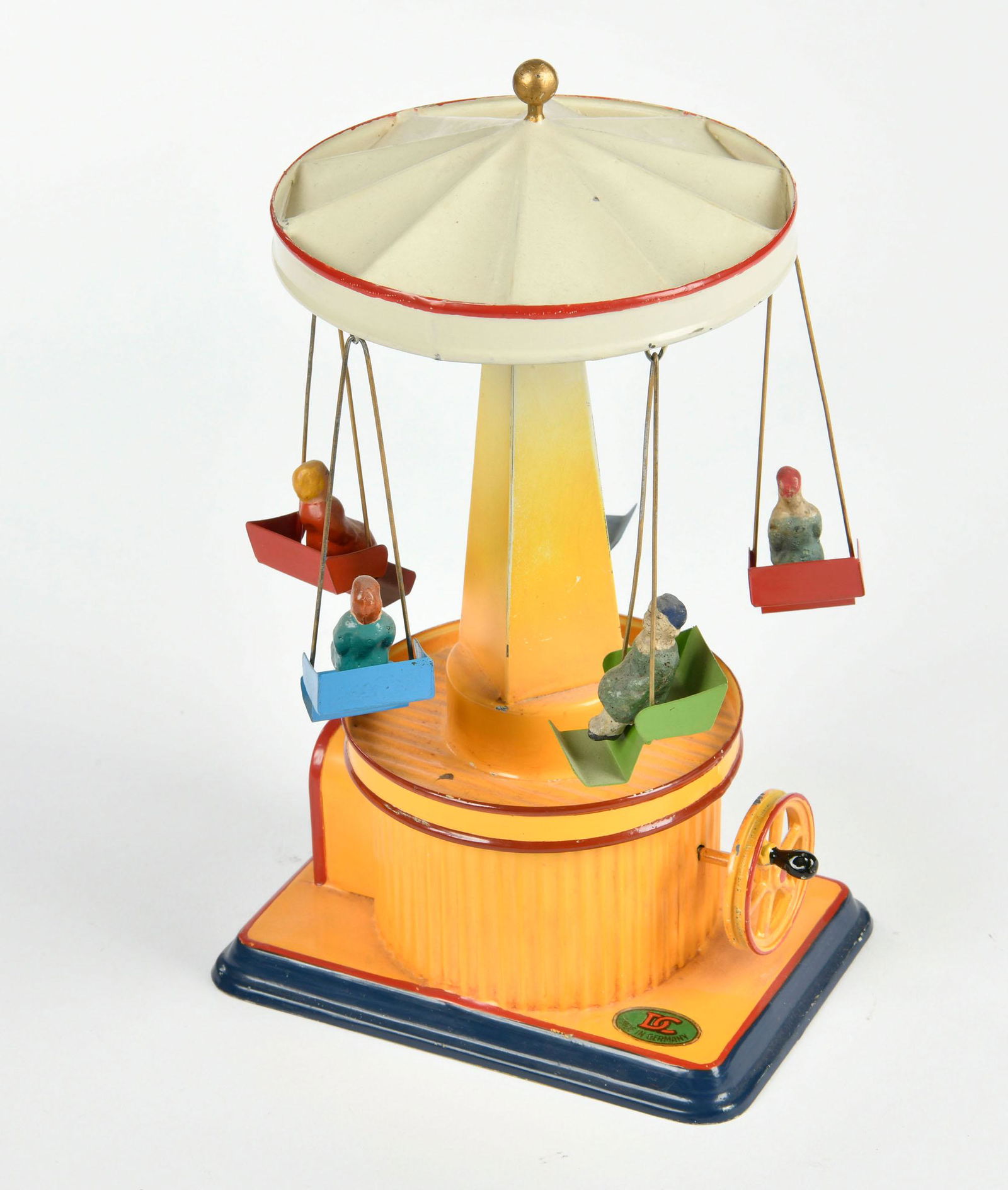 Doll, Karussell (1 of 2)