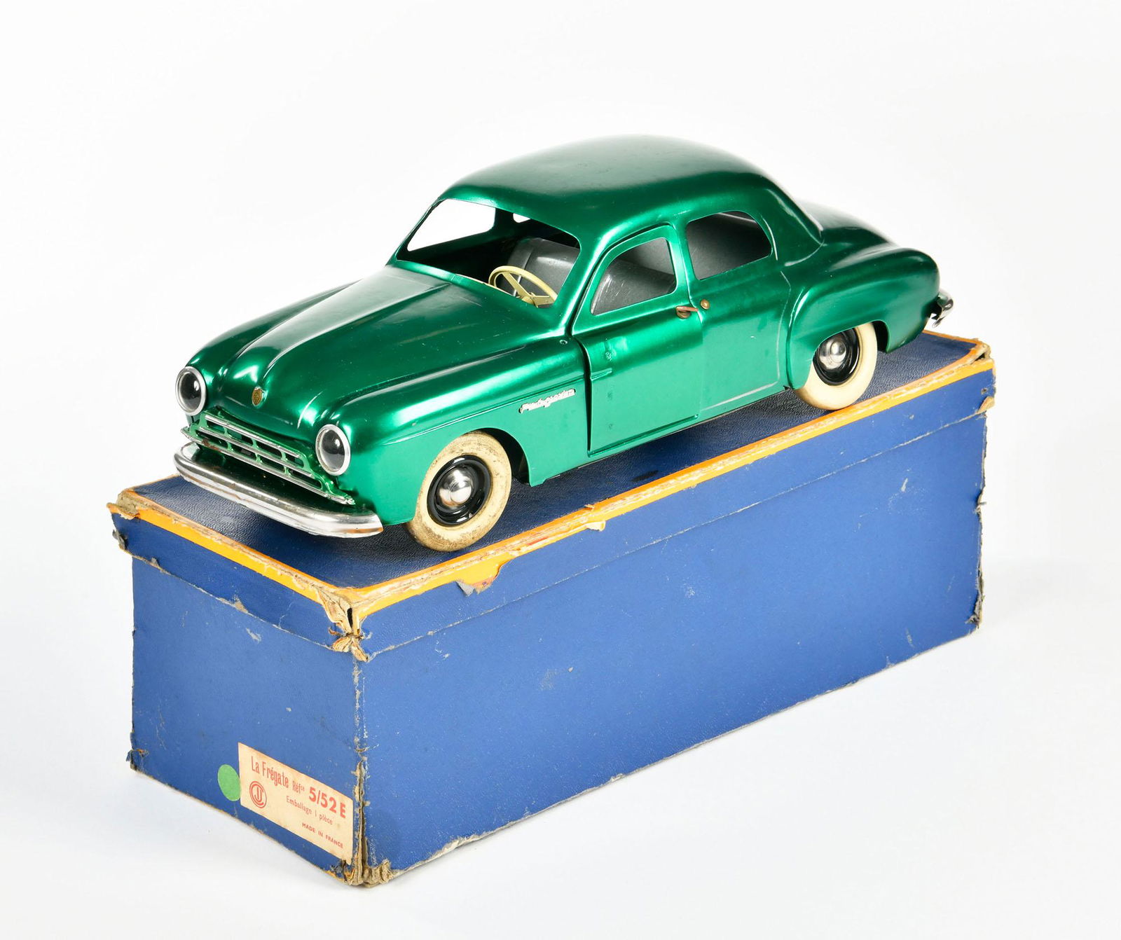 CIJ, Renault Fregate (1 of 3)