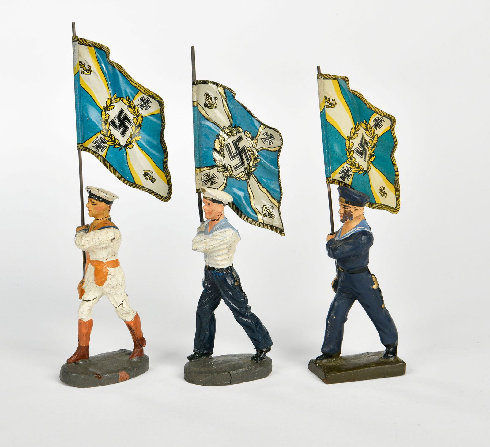 Lineol/Elastolin, 3 Marine Fahnentrager (1 of 1)