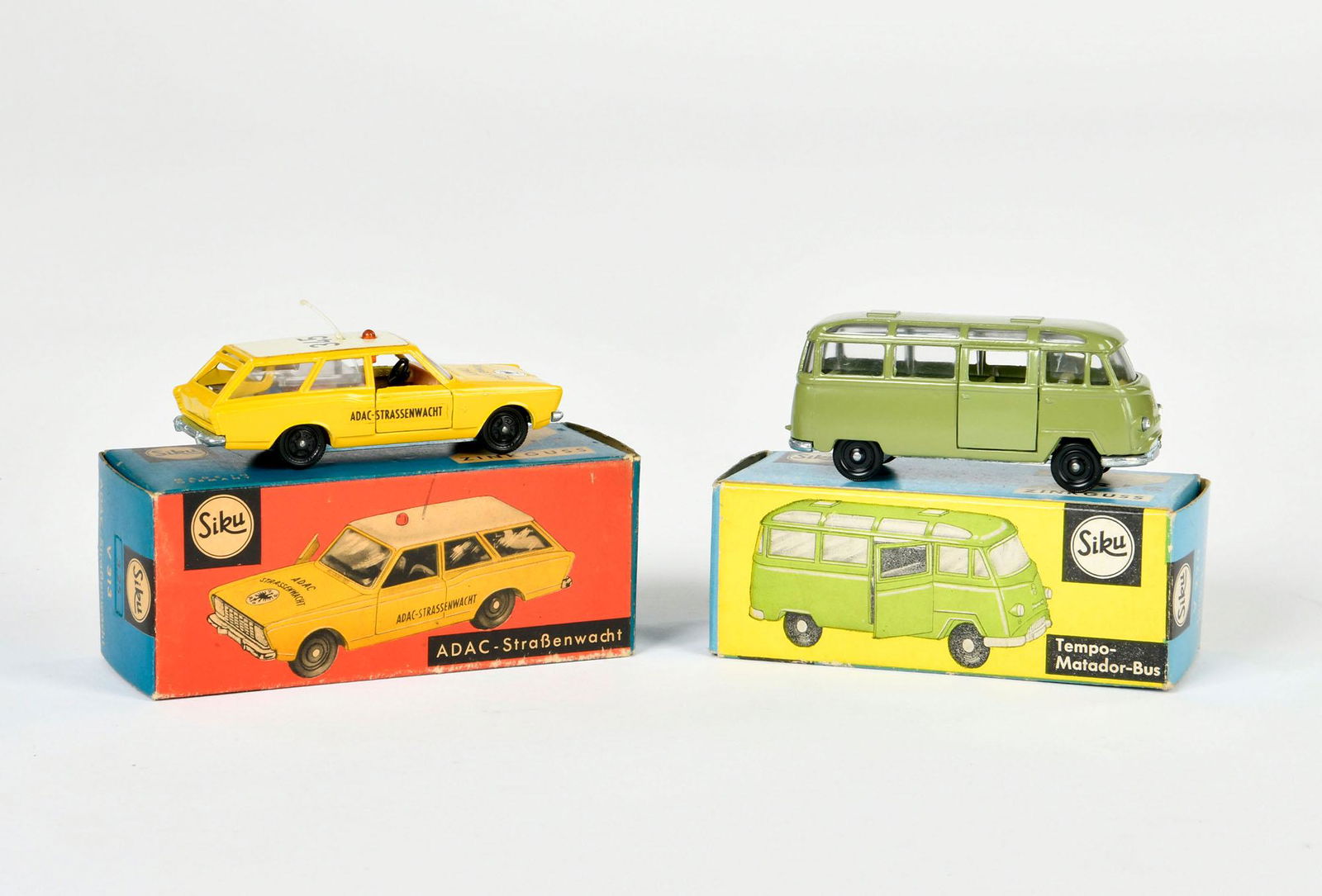 Siku, Tempo Matador Bus 220 V + ADAC Strassenwacht (1 of 1)