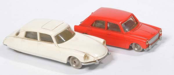 Lego: English: Lego, Morris, Citroen, Denmark, plastic, condition 1- Deutsch: Lego, Morris, Citroen, Denmark, 4.5-6 cm, Kunststoff, Z 1-, (285)