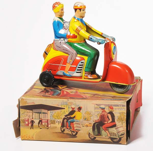 Schuco: English: Schuco, Technofix Scooter, W.-Germany, original box damaged but complete: condition 2-3, flywheel hard-steering, windscreen missing, condition 2 Deutsch: Schuco, Technofix Scooter, W.-Germany