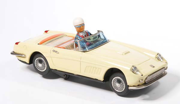 Bandai: English: Bandai, Ferrari, Japan, tin, battery drive and functions ok, minimal damage to paint, condition 2+ Deutsch: Bandai, Ferrari, 28 cm, Japan, Blech, Elektroantrieb und Funktionen ok, minimale La