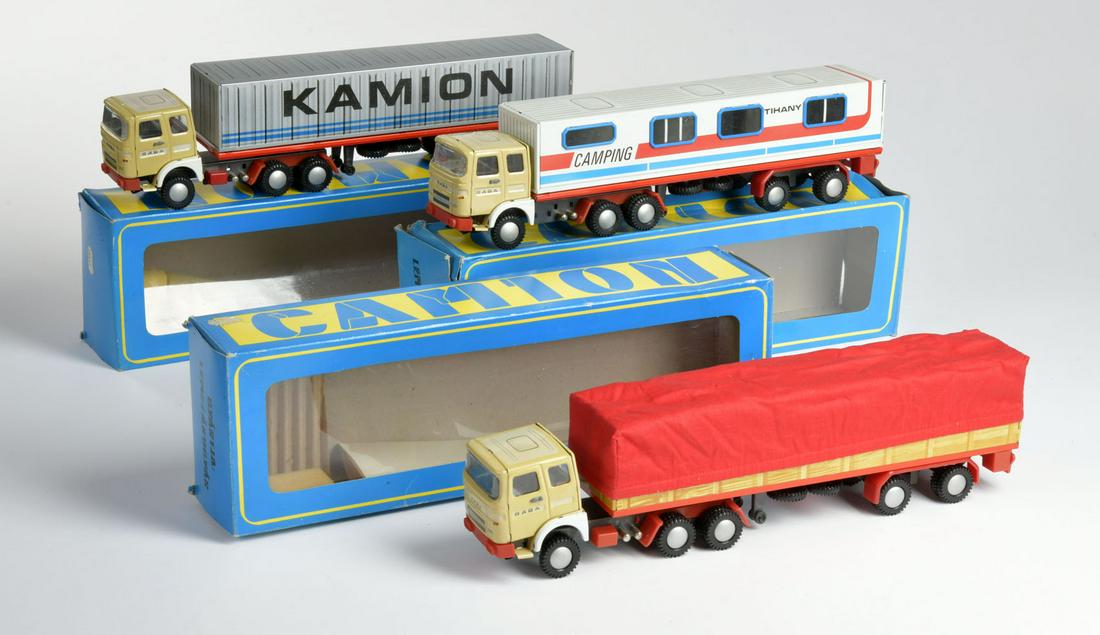 Gyartja Lemezarugyar, 3 LKW (1 of 1)