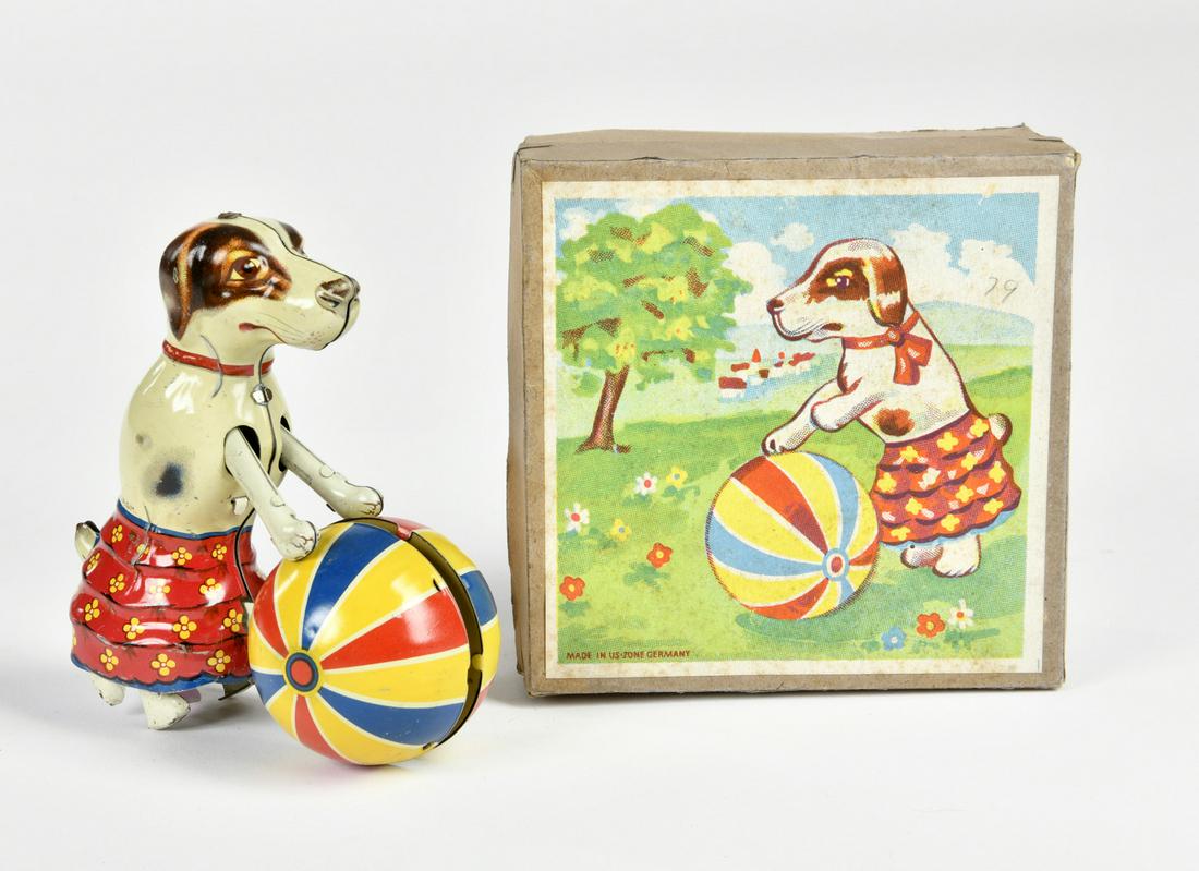 Ruhl, Hund mit Ball (1 of 2)