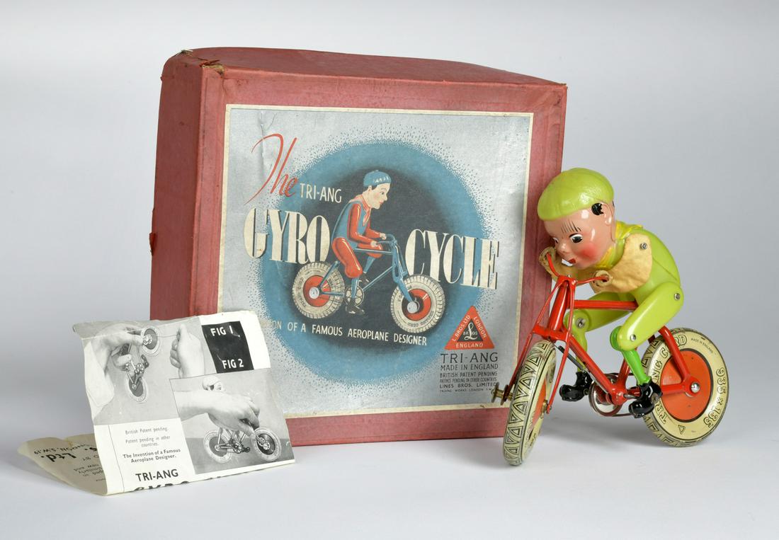 Triang, Gyro Cycle (1 of 3)