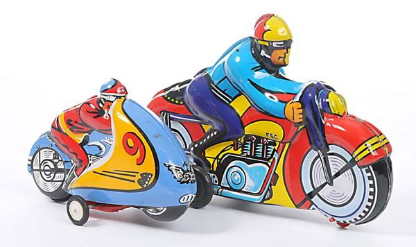 Siro ferrari: English: Siro Ferrari, 2 Motorcycles, Italy, tin, windup + friction ok, condition 1- Deutsch: Siro Ferrari, 2 Motorräder, Italy, 17+25 cm, Blech, Uhrwerk + Friktion ok, Z 1-, (3491)