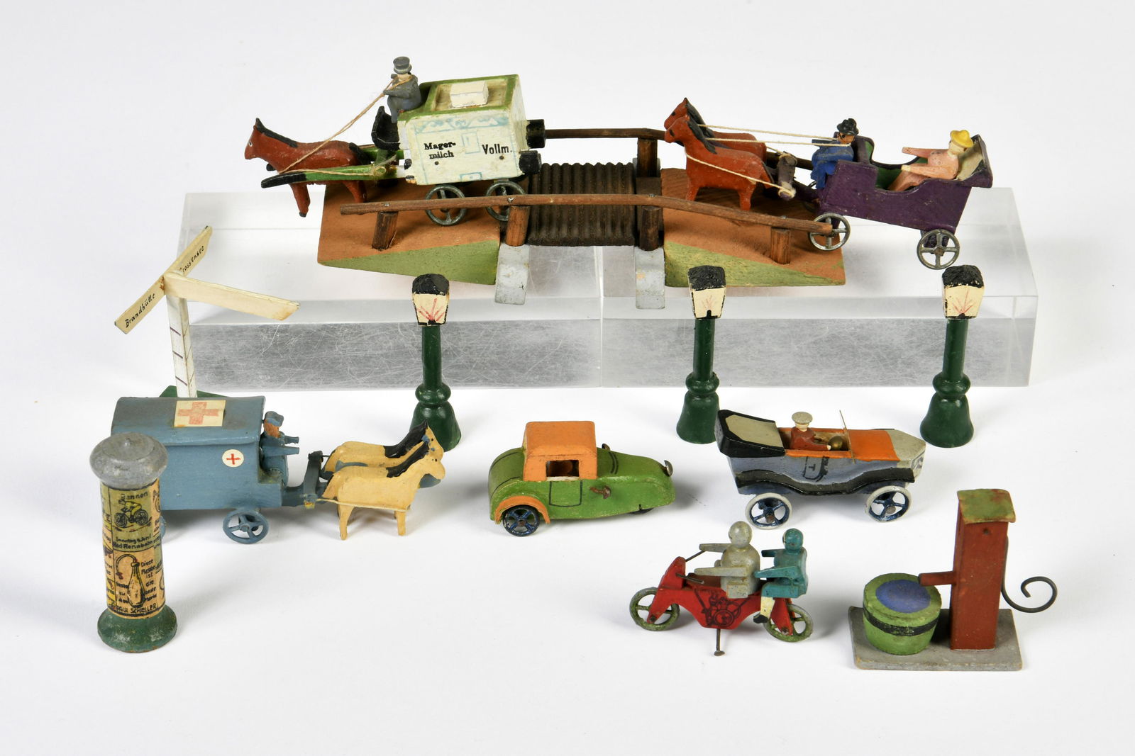 Erzgebirge, Konvolut Miniaturen, Fahrzeuge, Brucke u.a. (1 of 1)