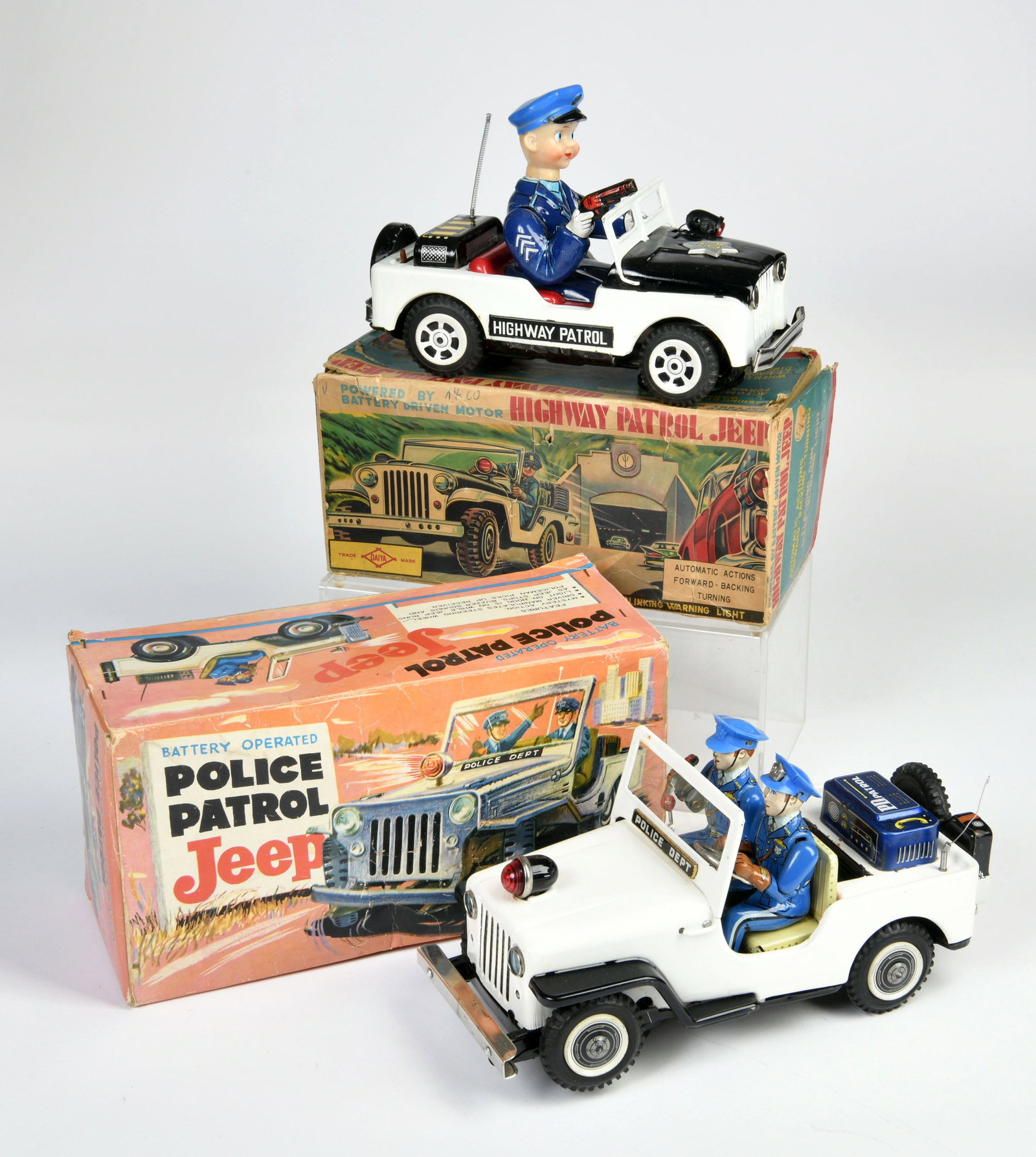 Daiya, 2x Police Jeep (1 of 1)