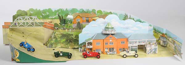 Kellogs/Cledo: English: Kellogs/Cledo, Diorama "The Spirit of Brookland", Paperboard with 4 Diecast Racing Cars, condition 1- Deutsch: Kellogs/Cledo, Diorama "The Spirit of Brookland", 60 cm, Pappe mit 4 Druckguss R