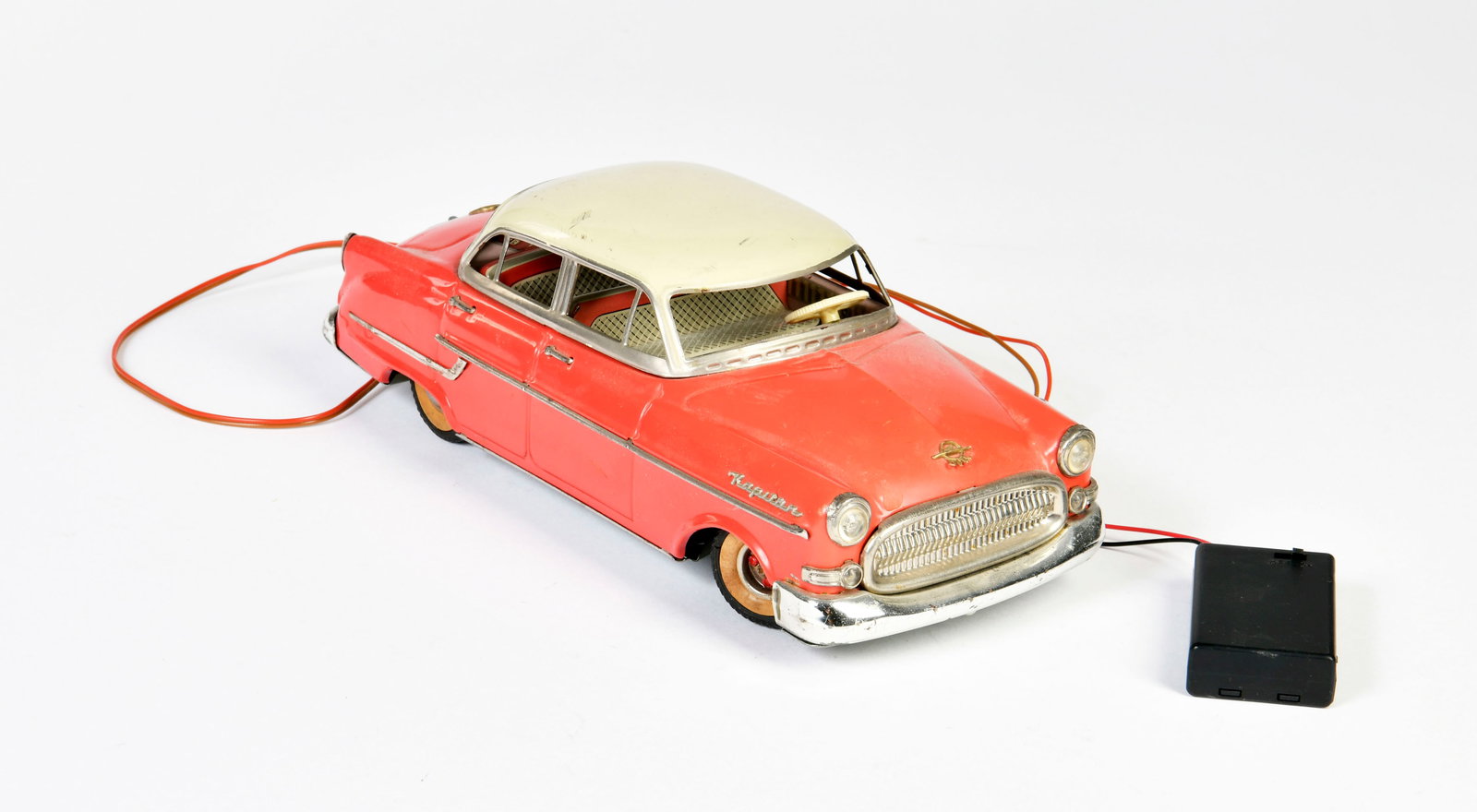 Gama, Opel Kapitan (1 of 3)