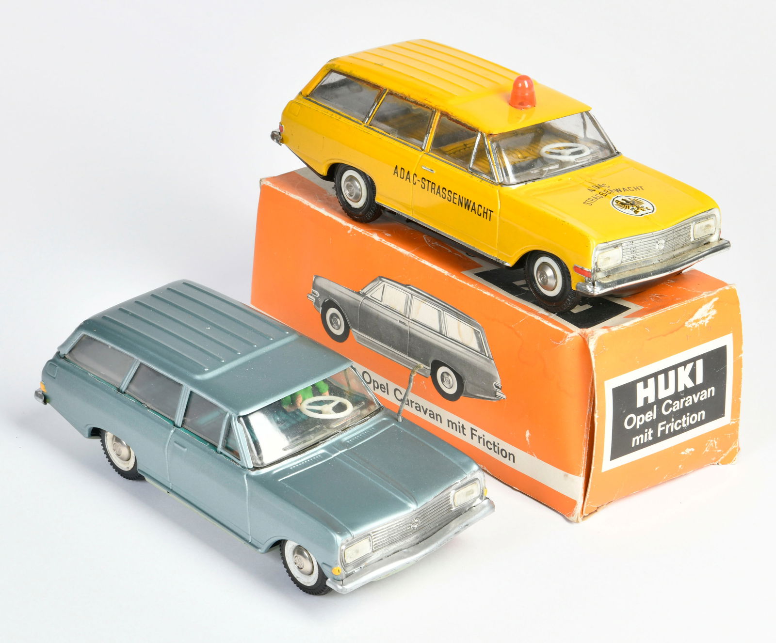 Huki, 2x Opel (1 of 3)