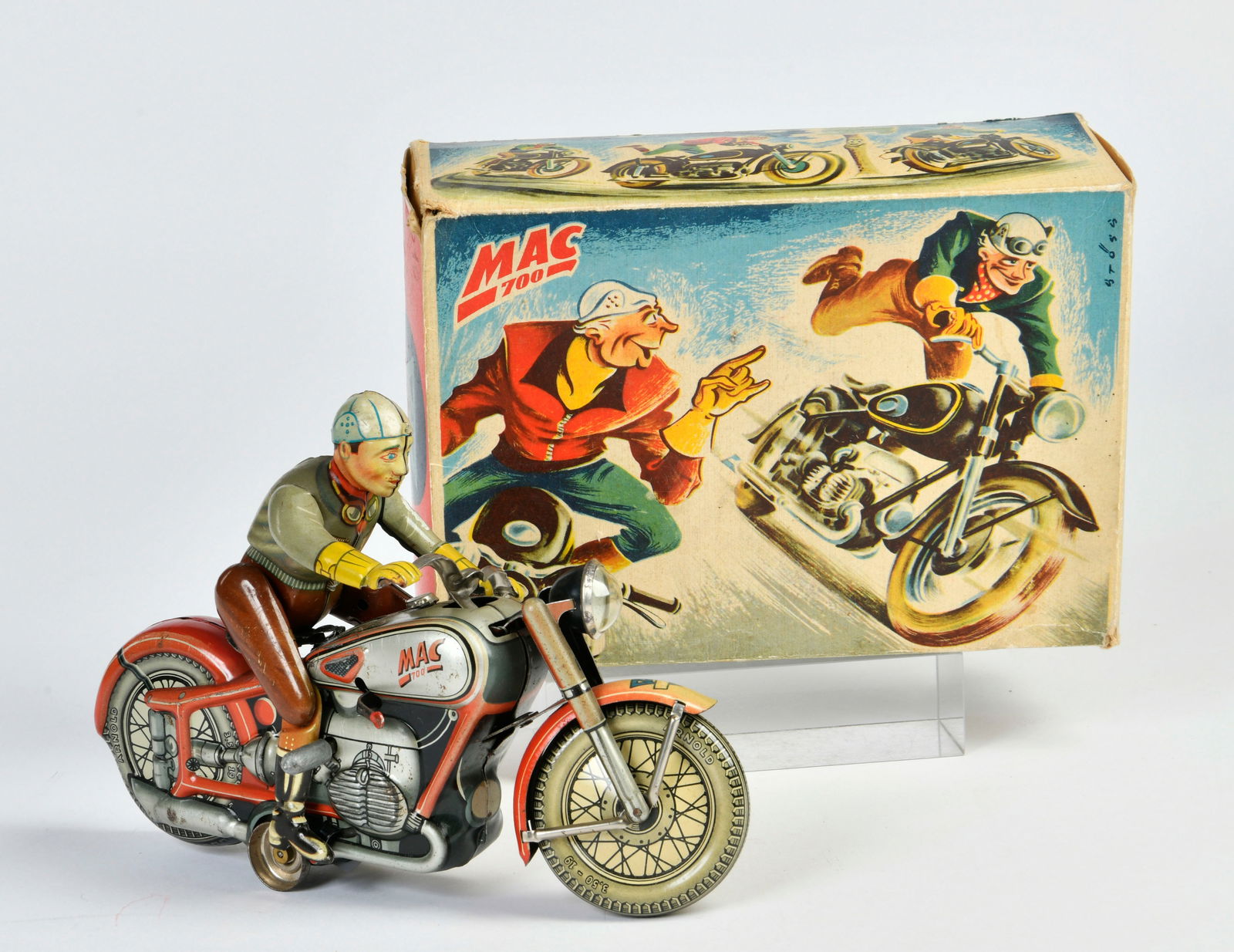 Arnold, Motorrad MAC (1 of 3)