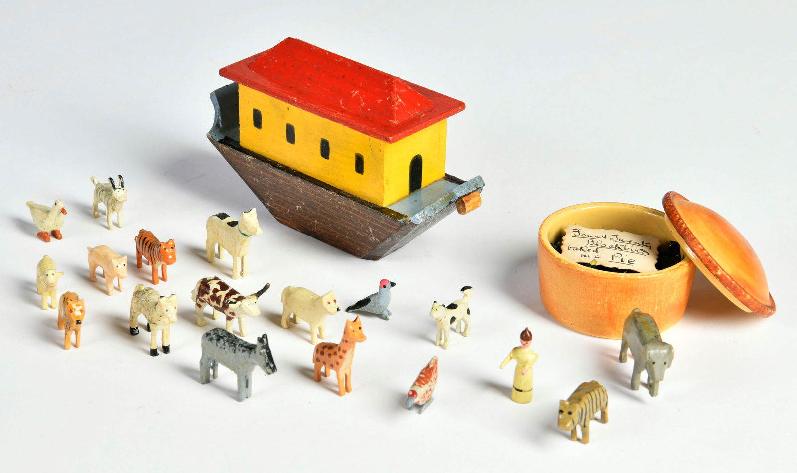 Erzgebirge, Arche Noah mit Tieren & Blackbird baked in a pie (1 of 1)