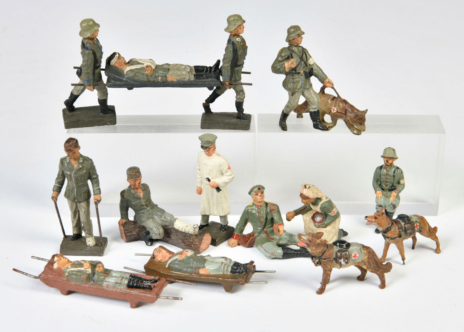 Elastolin, Lineol, Konvolut Sanitatsfiguren (1 of 1)