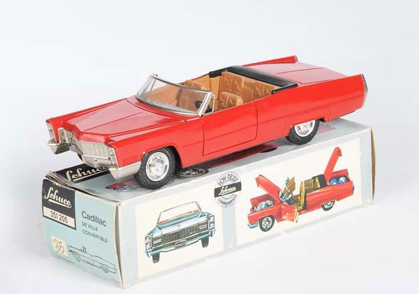 Schuco: English: Schuco, Cadillac, W.-Germany, plastic, battery drive ok, original box condition 2-, condition 1-2, Deutsch: Schuco, Cadillac, 28 cm, W.-Germany, Kunststoff, Elektroantrieb ok, Okt Z 2-, Z 1-2