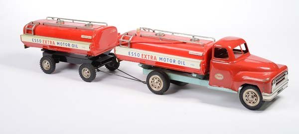 Goeso: English: Goeso, Esso Tank Truck and Trailer, W.-Germany, tin, friction ok, driver's cab: severe paint damage, condition 2-3 Deutsch: Göso, Esso Tank LKW mit Anhänger, 60 cm, W.-Germany, Blech, Frikt