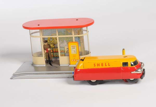 Schuco: English: Schuco, Varianto Shell Bus and Petrol Station, W.-Germany, tin, mixed material, functions ok, condition 1/1- Deutsch: Schuco, Varianto Shell Bus und Tankstelle, 11 + 20 cm, W.-Germany, Blech,