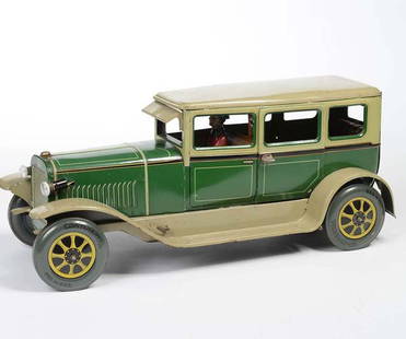 Bub: English: Bub, Big Sedan Car, Germany prewar, tin, windup ok, minimal paint damage, very good original condition Deutsch: Bub, Große Limousine, 41 cm, Germany VK, Blech, Uhrwerk ok, minimale Lackmäng