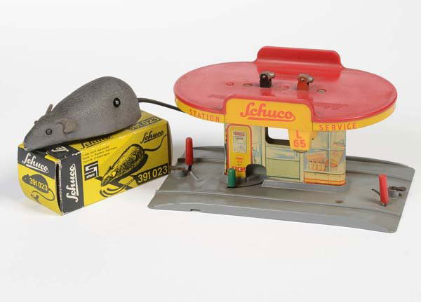 Schuco: English: Schuco, Service Station and Mouse, US Zone Germany + W.-Germany, original box condition 1, condition 1/2 Deutsch: Schuco, Tankstelle und Maus, 10/ 16 cm, US Zone Germany + W.-Germany, Okt Z 1
