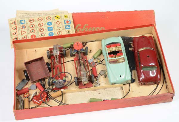 Schuco: English: Schuco, Ingenico 5311 MK De Luxe, US Zone Germany, tin, drive not checked, original box condition 3+, complete, partially assembled, please inspect Deutsch: Schuco, Ingenico 5311 MK De Luxe,