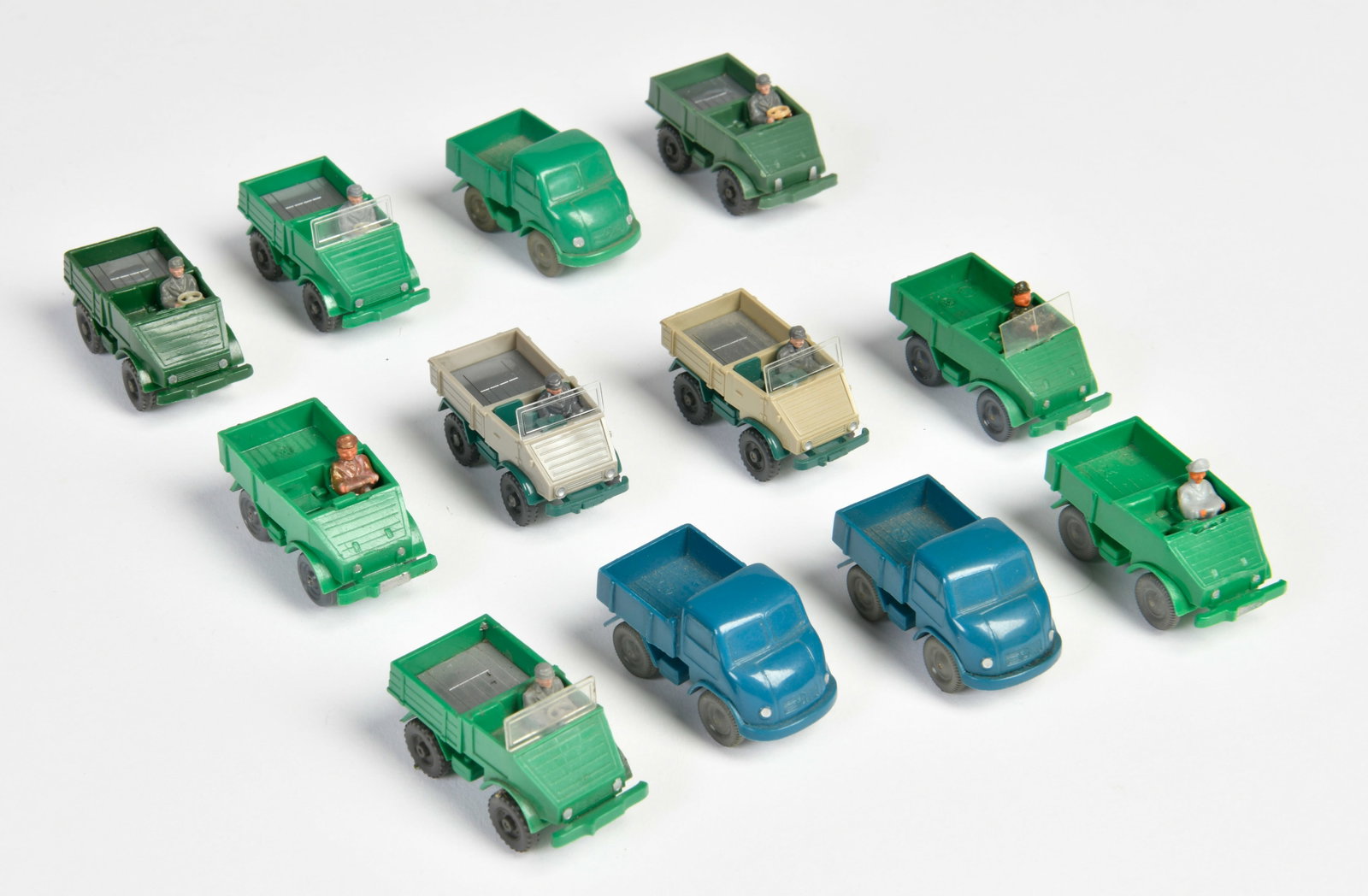 Wiking, 12x Unimog: Wiking, 12x Unimog, 1:87, sehr gut