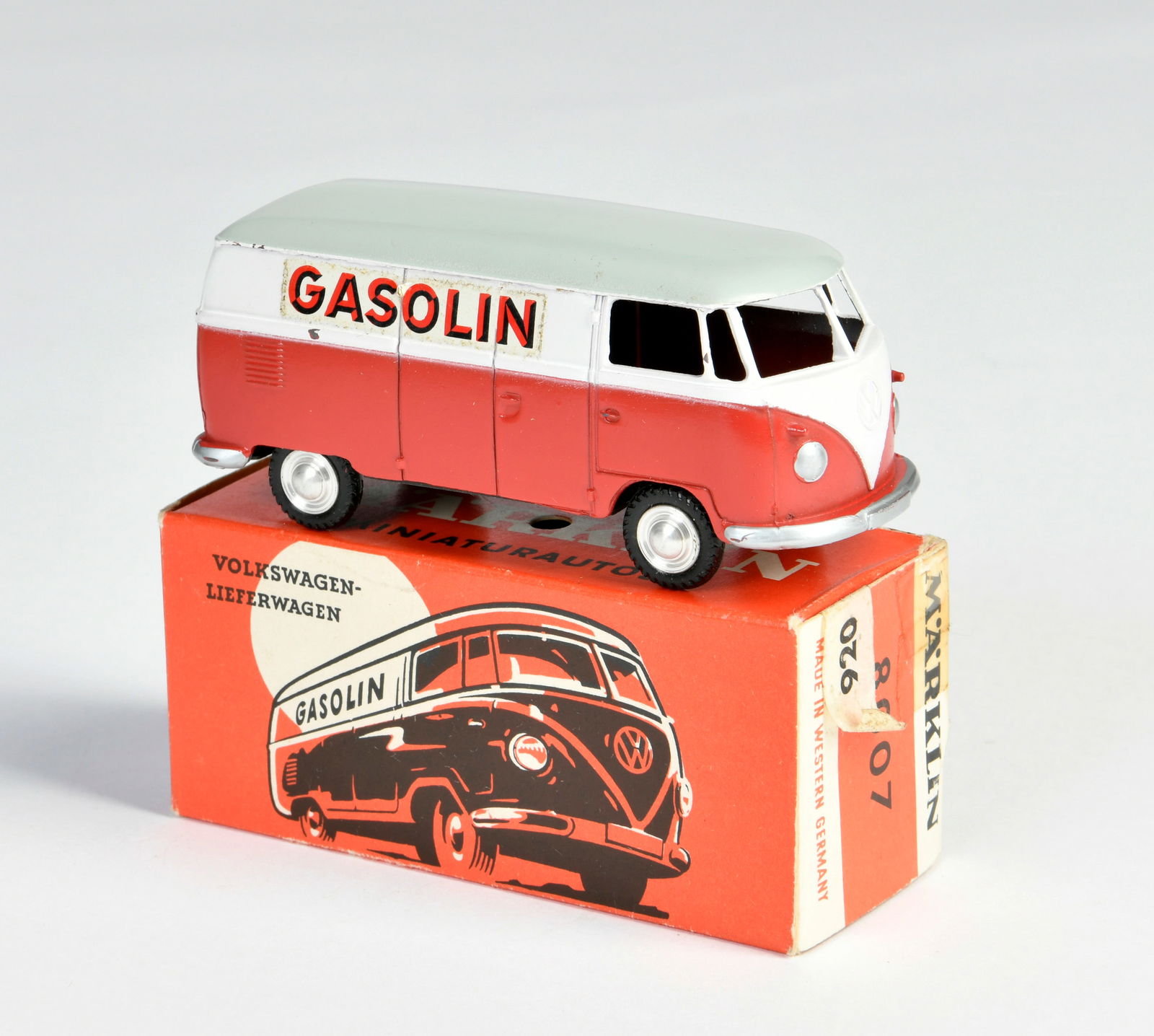 Marklin, VW Bus Werbemodell "Gasolin" (1 of 2)