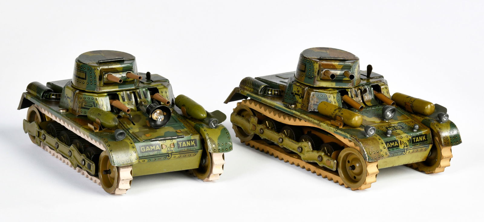 Gama, 2 Panzer (1 of 1)