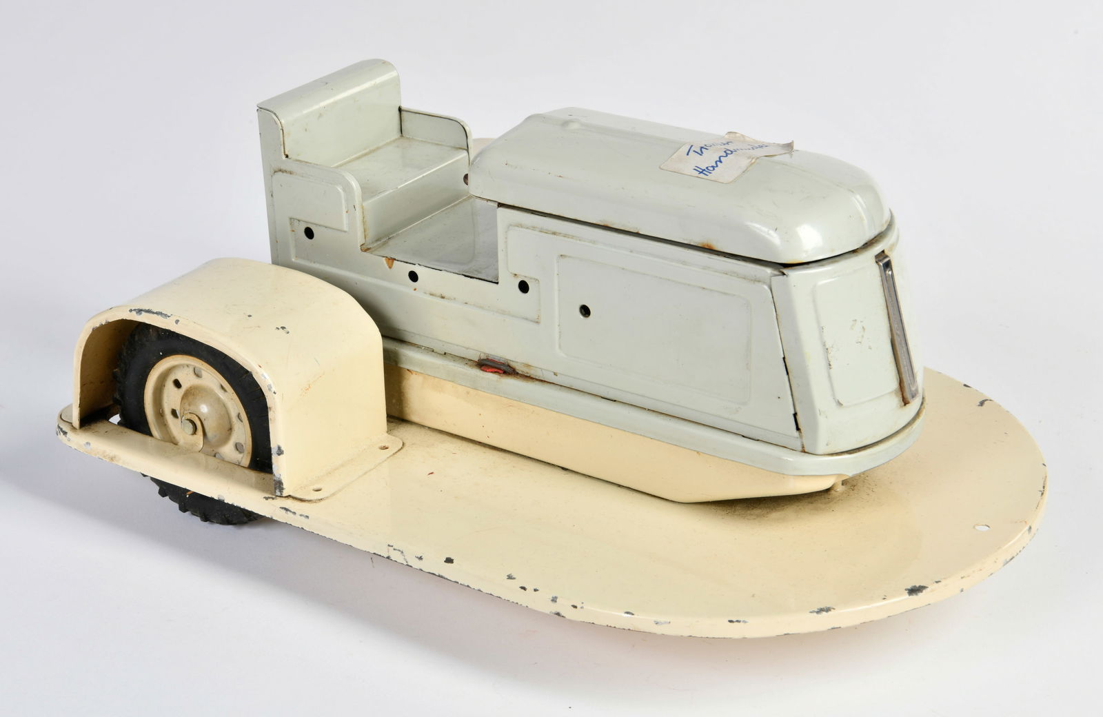 Arnold HM, Traktor (1 of 3)