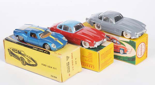 Politoys: English:Politoys and others, Lola + 2 Mercedes SL (Replicas), Scale 1:43, Italy/ France, diecast, original box condition 1-, condition 1/1- Deutsch:Politoys u.a., Lola + 2 Mercedes SL (Replicas), M 1: