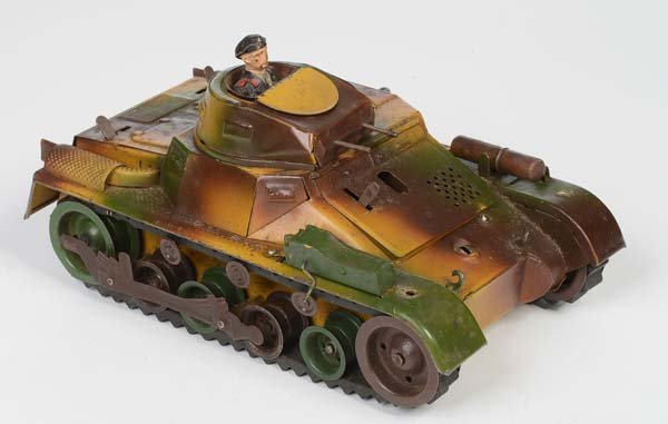 Lineol: English:Lineol, Armor, Germany prewar, tin, windup ok, chains are slipping through, with original driver, condition 2 Deutsch:Lineol, Nebel-Panzer, 19 cm, Germany VK, Blech, Uhrwerk ok, Ketten rutsche
