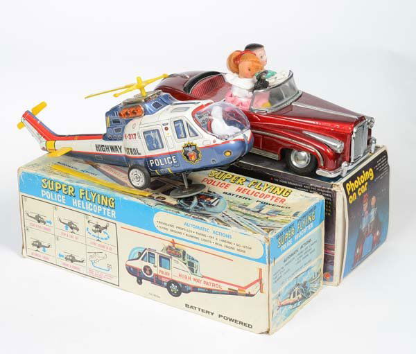 TPS: English:TPS a.o., Helicopter + Photoing Car, original box condition 2, rotor broken, otherwise good condition Deutsch:TPS u.a., Helikopter + Photoing Car, 30 + 34 cm, Okt Z 2, Rotor gebrochen, sonst g
