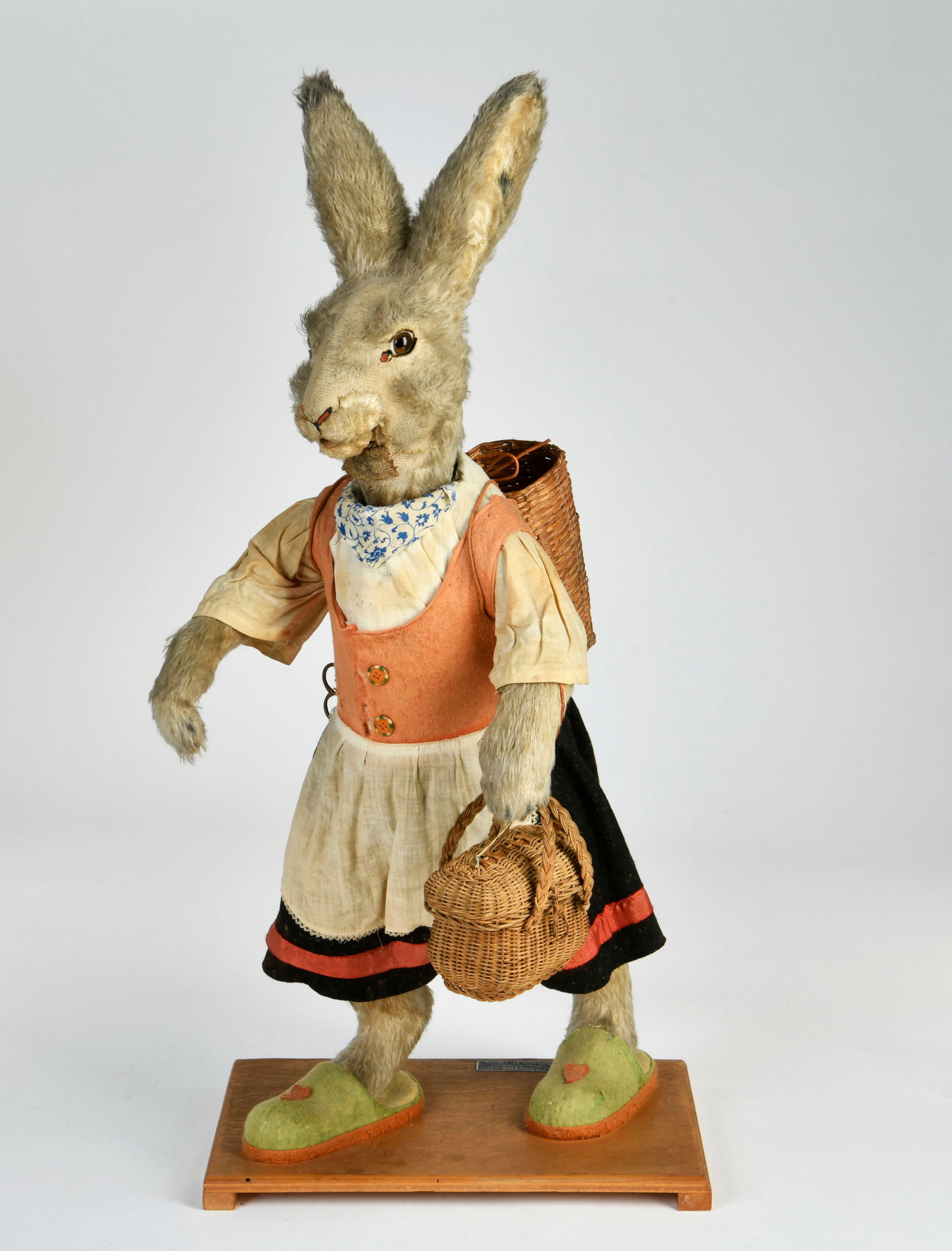 Christian Hofmann, Werbefigur "Osterhase" (1 of 2)