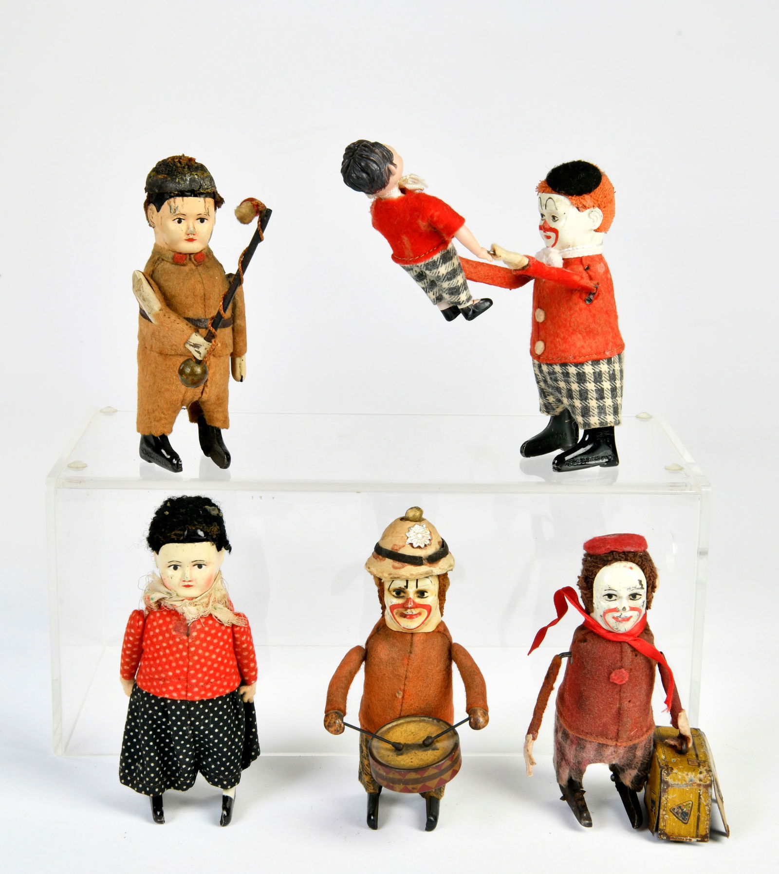 Schuco, 5 Tanzfiguren mit Mangeln (1 of 1)