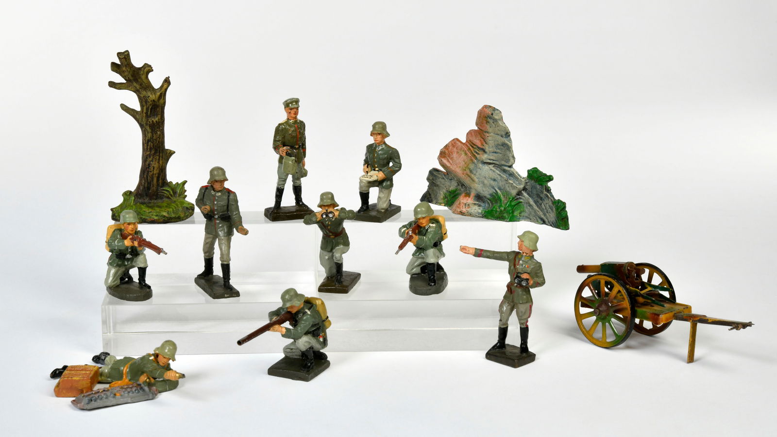 Lineol, Soldaten im Kampfgeschehen (1 of 1)