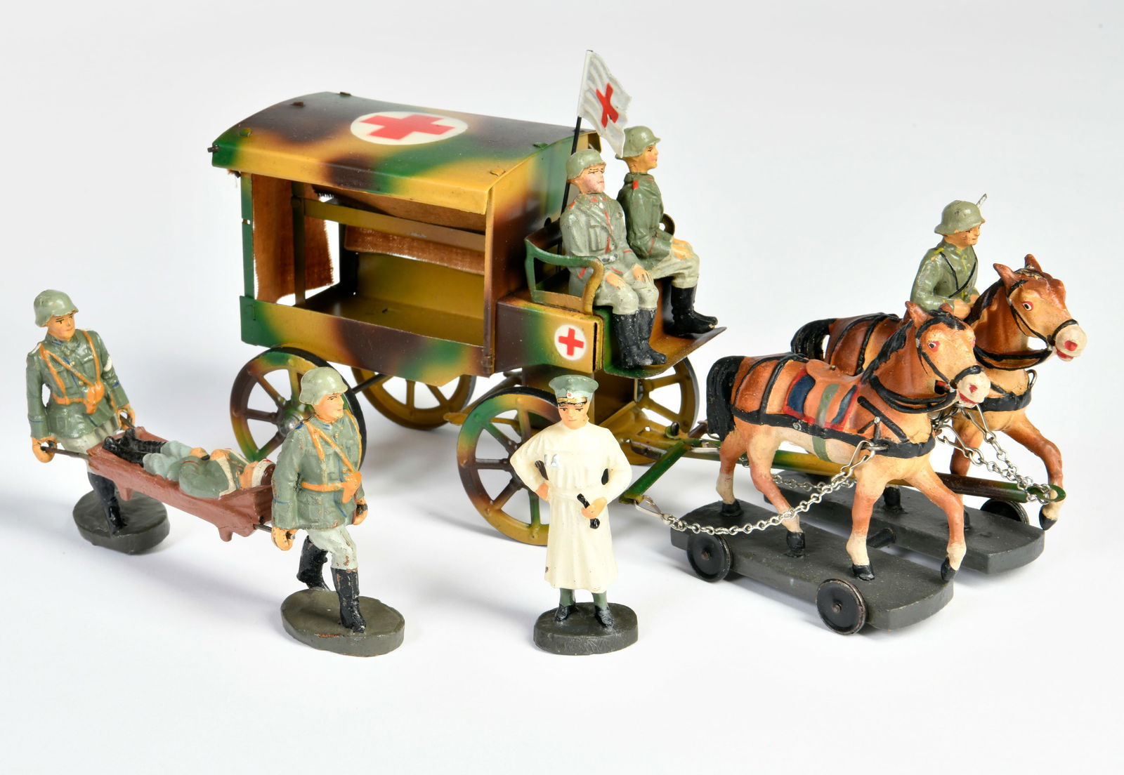 Lineol, Sanitatskutsche und Figuren (1 of 1)